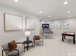 22605 NE 142nd Place, Woodinville WA 98077