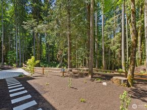 22605 NE 142nd Place, Woodinville WA 98077