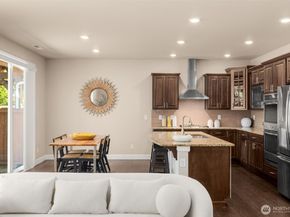 3907 174th Place SE, Bothell WA 98012