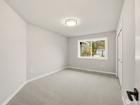 33689 NE 42nd Street, Carnation WA 98014