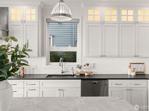 9 SW Three Tree Point Lane, Burien WA 98166