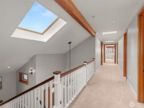 9 SW Three Tree Point Lane, Burien WA 98166