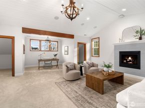 9 SW Three Tree Point Lane, Burien WA 98166