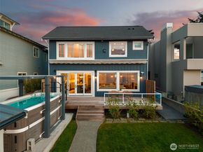 9 SW Three Tree Point Lane, Burien WA 98166