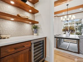 2582 136th Lane SE, Bellevue WA 98005