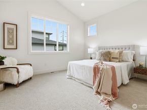 2582 136th Lane SE, Bellevue WA 98005