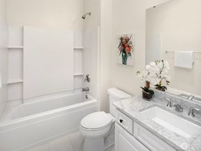 15903 98th Avenue NE, Bothell WA 98011