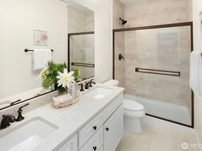 15903 98th Avenue NE, Bothell WA 98011