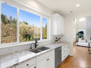 15903 98th Avenue NE, Bothell WA 98011