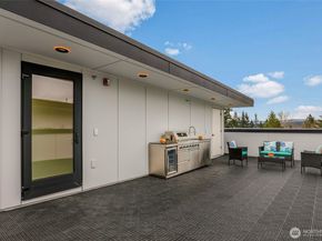 8923 166th Ave NE 101, Redmond WA 98052