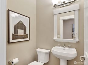 9060 177th Place NE 12, Redmond WA 98052