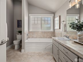 5015 A 8th Avenue NW, Seattle WA 98107
