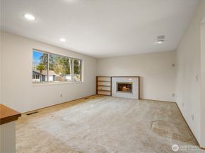 16526 116th Place SE, Renton WA 98058