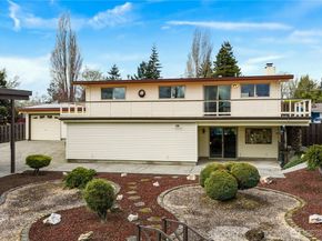 16526 116th Place SE, Renton WA 98058