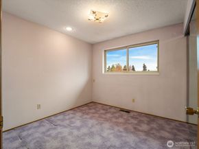 16526 116th Place SE, Renton WA 98058