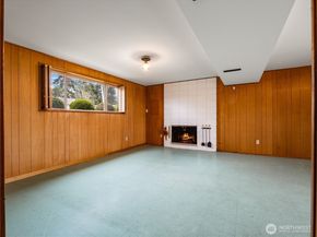 16526 116th Place SE, Renton WA 98058