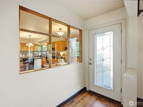 525 Kenosia Avenue S, Kent WA 98030