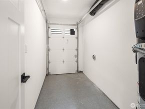 9033 8th Avenue NW B, Seattle WA 98117