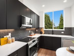 9033 8th Avenue NW B, Seattle WA 98117