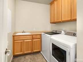 11787 159th Avenue NE, Redmond WA 98052