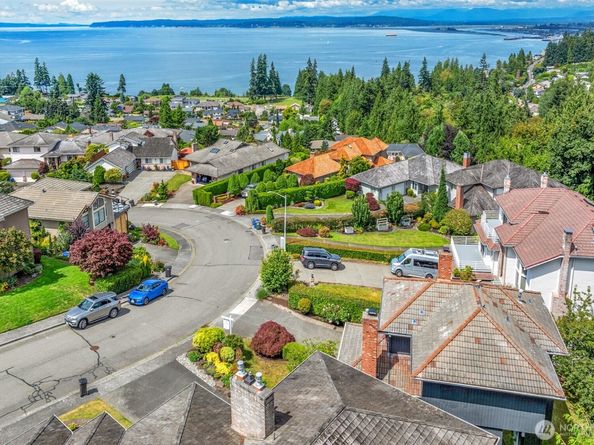 1623 Edgemoor Lane, Everett WA 98203