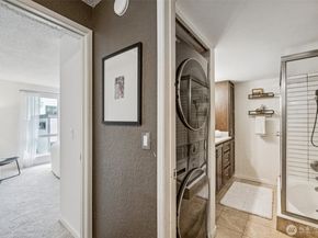 2500 W Manor Place 217, Seattle WA 98199