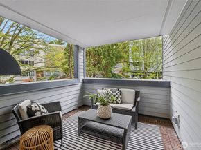 2500 W Manor Place 217, Seattle WA 98199