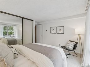 2500 W Manor Place 217, Seattle WA 98199