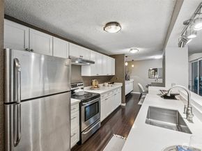 2500 W Manor Place 217, Seattle WA 98199