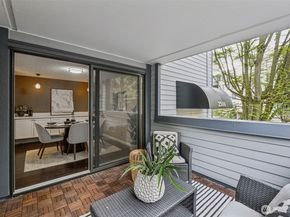 2500 W Manor Place 217, Seattle WA 98199