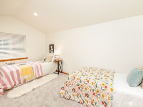 12333 28th Avenue NE A, Seattle WA 98125