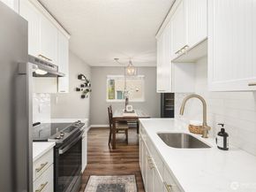 5501 11th Avenue NW 204, Seattle WA 98107