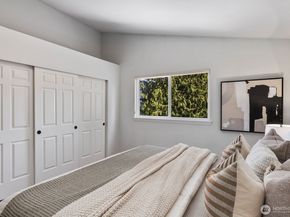 4206 36th Avenue W, Seattle WA 98199