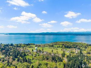 4206 36th Avenue W, Seattle WA 98199