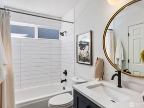 4206 36th Avenue W, Seattle WA 98199