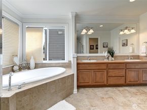 8032 124th Court NE, Kirkland WA 98033