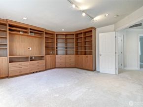 8032 124th Court NE, Kirkland WA 98033