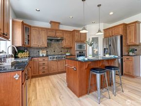 8032 124th Court NE, Kirkland WA 98033