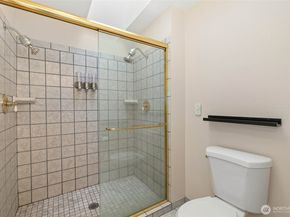 5610 S 296th Court, Auburn WA 98001