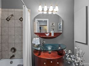 10903 Glen Acres Drive S A, Seattle WA 98168