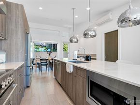 1546 Sturgus Avenue S, Seattle WA 98144