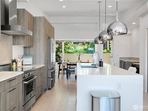 1546 Sturgus Avenue S, Seattle WA 98144