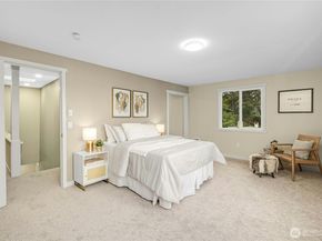 9919 Arrowsmith Avenue S, Seattle WA 98118