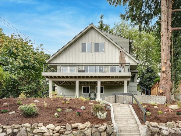 9919 Arrowsmith Avenue S, Seattle WA 98118