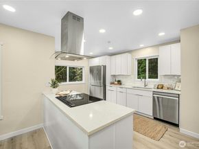 9919 Arrowsmith Avenue S, Seattle WA 98118