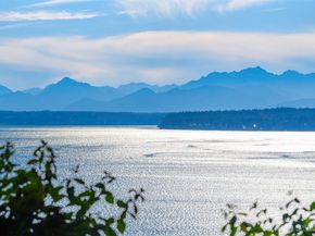 83 Olympic Drive NW, Shoreline WA 98177