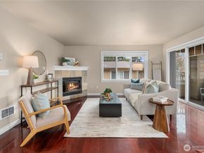 11306 124th Avenue NE 302, Kirkland WA 98177