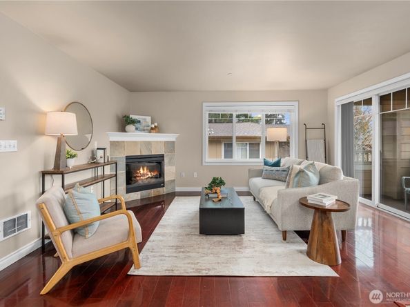 11306 124th Avenue NE 302, Kirkland WA 98033