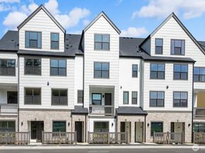 761 7th Avenue NW, Issaquah WA 98027