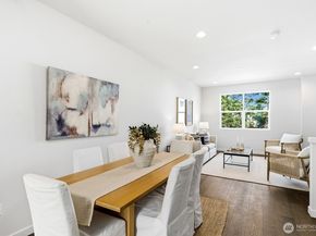 761 7th Avenue NW, Issaquah WA 98027